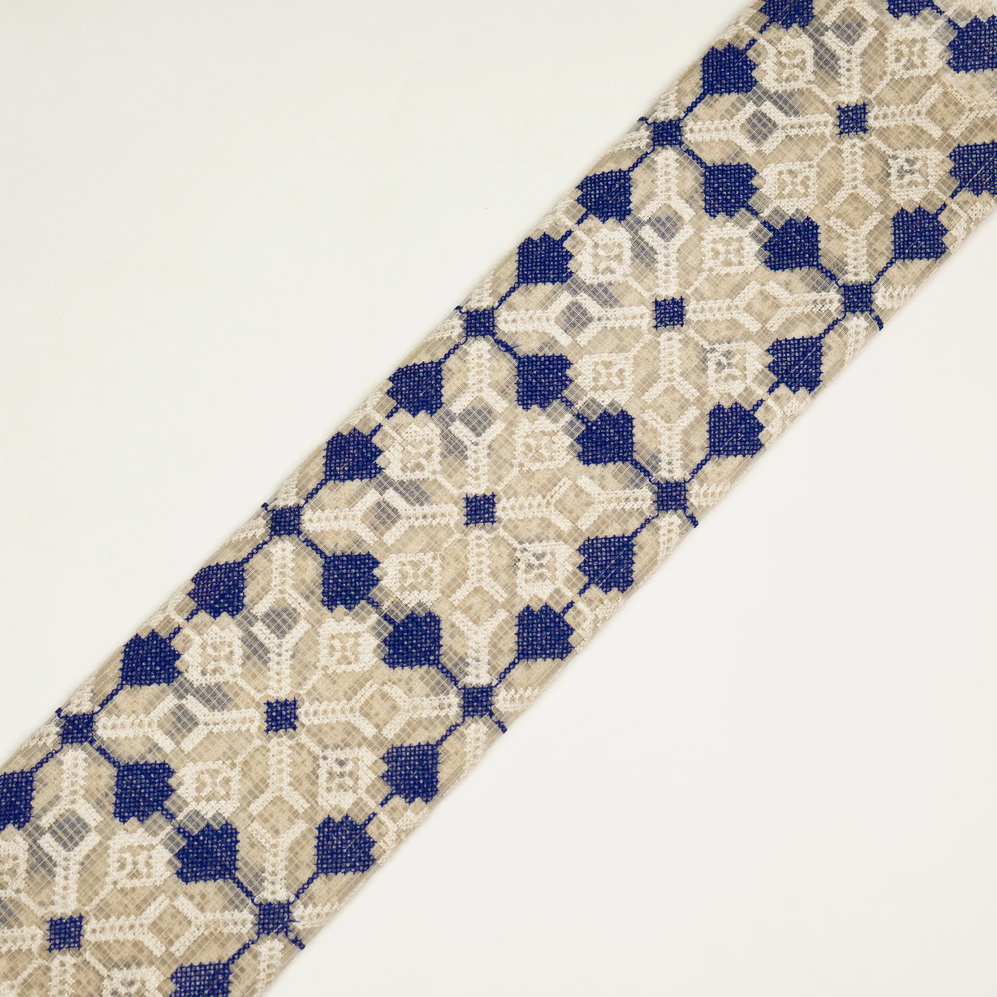 Saras Natural Blue Semi Munga Kota Embroidered Fabric in Jaal Pattern - Image 4